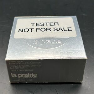 La Prairie Skin Caviar Essence-in-Foundation Refill SPF 25  - PURE IVORY N-20